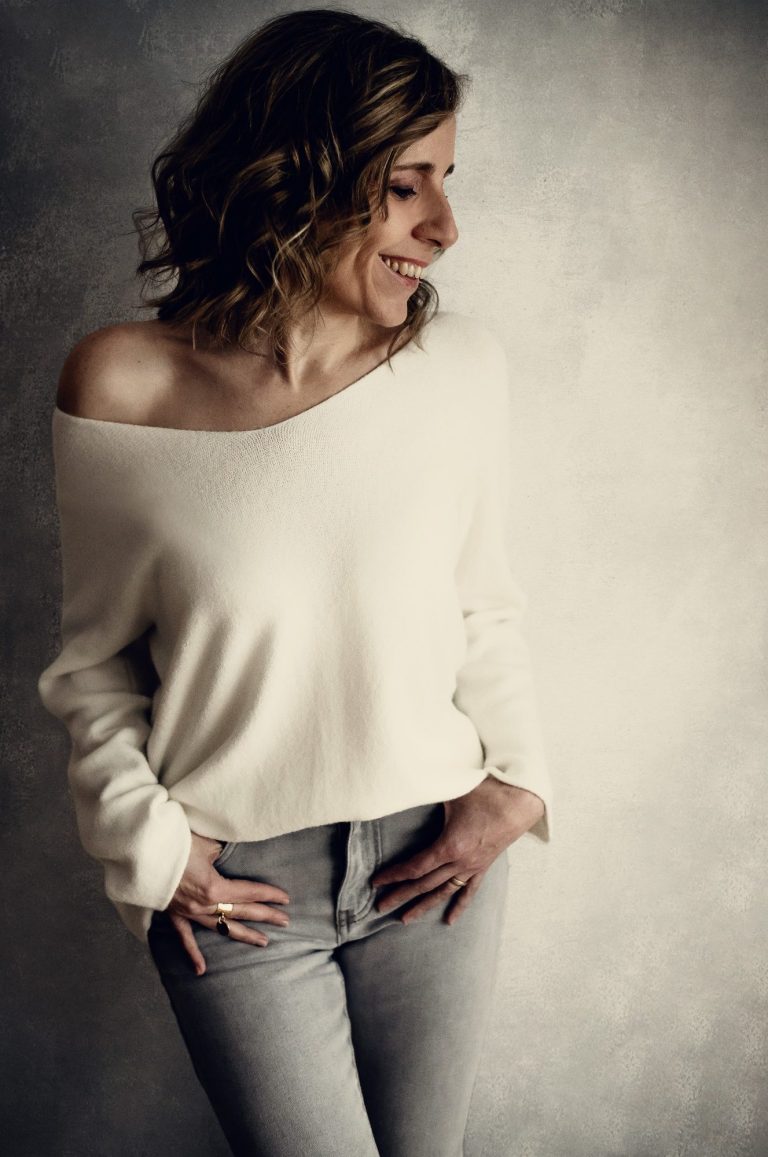 Photographe Corporate & Immobilier Thonon-les-Bains – Magali Tumbach Photographe professionnelle à Thonon-les-Bains (Haute-Savoie), experte en portraits d'entreprise et en photographie immobilière